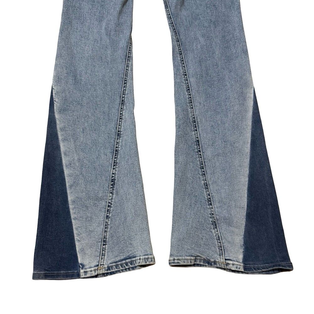 NWT True Religion Womens Joey Mid Rise SN Flap Flare Jean Size 29 Two Tone - Picture 9 of 16